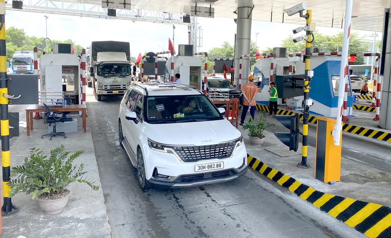 Cần g&igrave; để bỏ cabin, barie ở trạm thu ph&iacute;?- Ảnh 2.