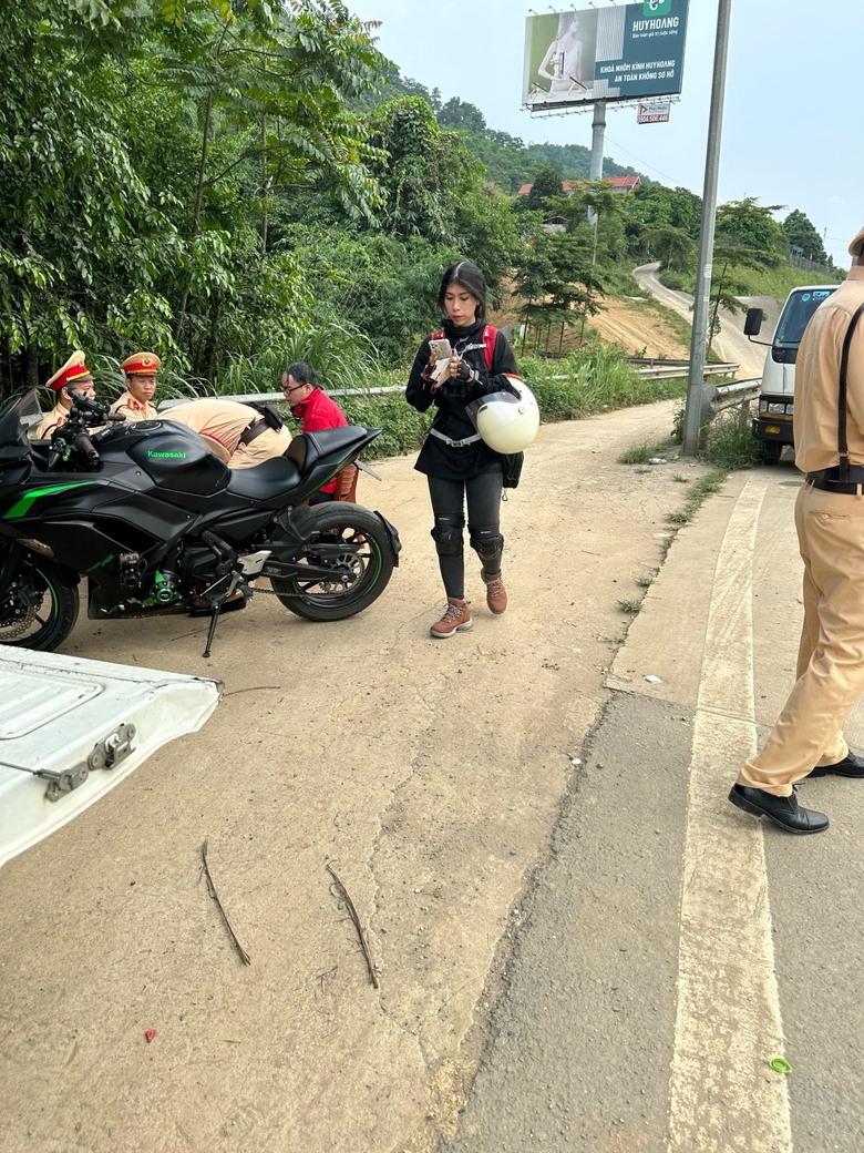 Xử phạt hàng loạt phượt thủ đi xe phân khối lớn vượt gấp đôi tốc độ- Ảnh 5. Xử phạt hàng loạt phượt thủ đi xe phân khối lớn vượt gấp đôi tốc độ- Ảnh 5.