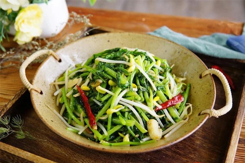 Loại rau gi&aacute; rẻ gi&uacute;p hạ huyết &aacute;p, giảm cholesterol, c&oacute; lượng kali gấp 2 lần thịt b&ograve;- Ảnh 3.