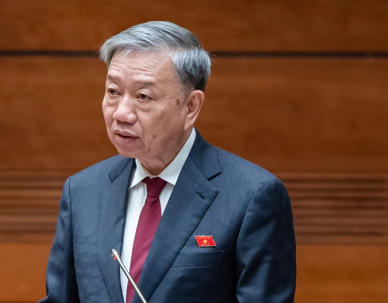 Bộ trưởng C&ocirc;ng an: Đa phần tội phạm sử dụng s&uacute;ng tự chế, vũ kh&iacute; th&ocirc; sơ- Ảnh 2.