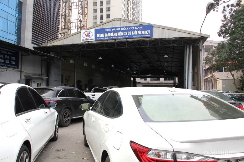 36 địa phương nguy cơ &ugrave;n tắc đăng kiểm, gỡ c&aacute;ch n&agrave;o?- Ảnh 2.