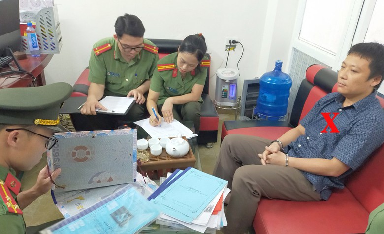 Nguy&ecirc;n gi&aacute;m đốc văn ph&ograve;ng đăng k&yacute; đất đai ở Thanh H&oacute;a c&ugrave;ng thuộc cấp bị bắt- Ảnh 2.