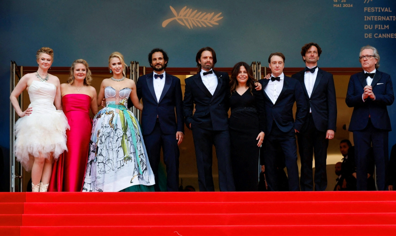 Bộ phim gây tranh cãi về Donald Trump nhận được 8 phút vỗ tay tại Cannes- Ảnh 3. Bộ phim gây tranh cãi về Donald Trump nhận được 8 phút vỗ tay tại Cannes- Ảnh 3.