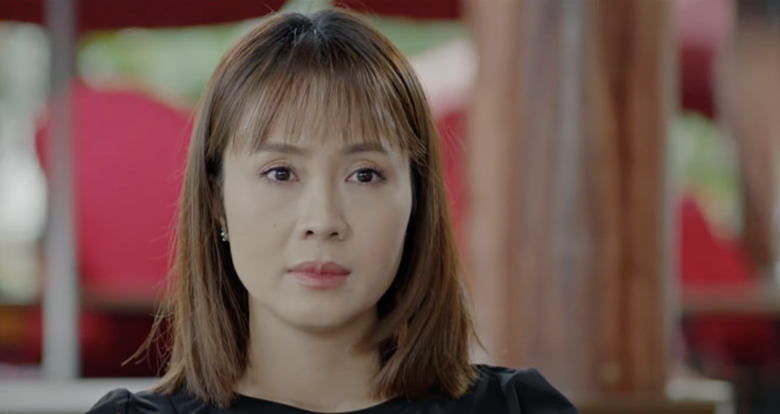 Ngân Hà từ bỏ vụ kiện đầm tôm vì bảo vệ bạn thân. Ngân Hà từ bỏ vụ kiện đầm tôm vì bảo vệ bạn thân.