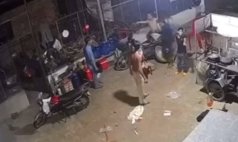 Hỗn chiến trong đ&ecirc;m, hai người tử vong, ba người nhập viện cấp cứu- Ảnh 2.