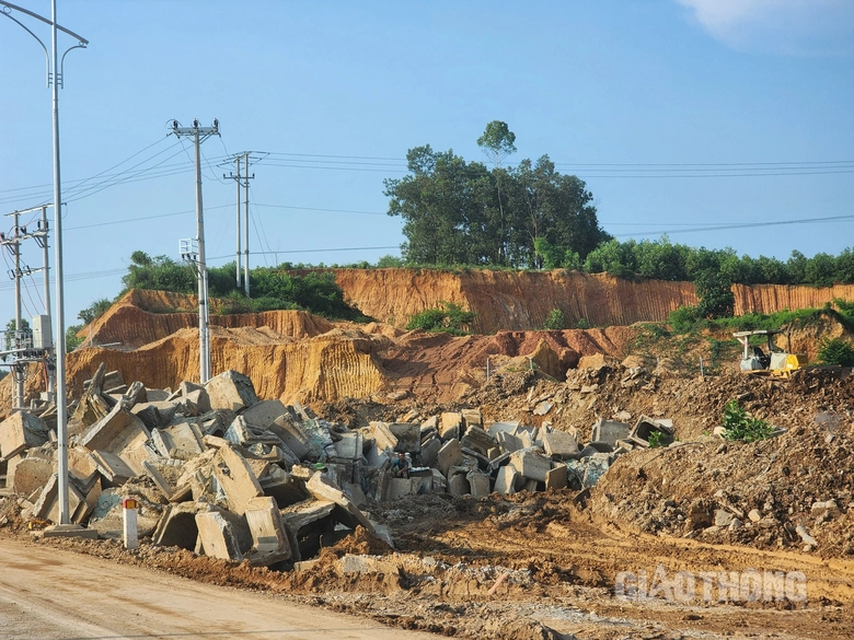 Ph&uacute; Thọ: Nh&agrave; thầu thi c&ocirc;ng ẩu, chủ đầu tư l&ecirc;n tiếng- Ảnh 2.