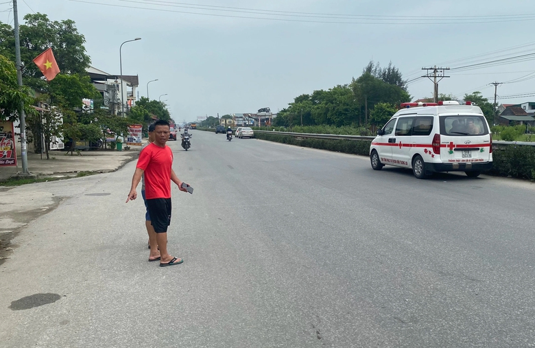 Nghi vấn &ocirc; t&ocirc; hết hạn kiểm định g&acirc;y tai nạn chết người, bỏ trốn khỏi hiện trường- Ảnh 3.