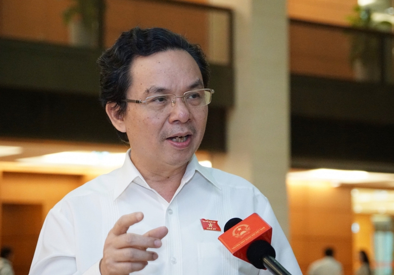 Đề nghị bỏ độc quyền, cho phép doanh nghiệp nhập khẩu vàng nguyên liệu- Ảnh 3. Đề nghị bỏ độc quyền, cho phép doanh nghiệp nhập khẩu vàng nguyên liệu- Ảnh 3.