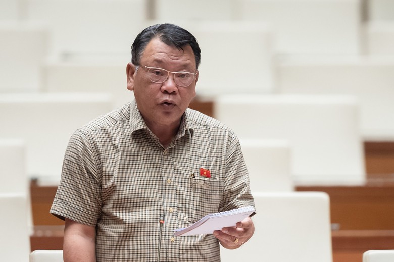 Lâm Đồng vắng chủ tịch tỉnh nên mọi việc bị tắc, từ đầu năm không có dự án đầu tư- Ảnh 1. Lâm Đồng vắng chủ tịch tỉnh nên mọi việc bị tắc, từ đầu năm không có dự án đầu tư- Ảnh 1.