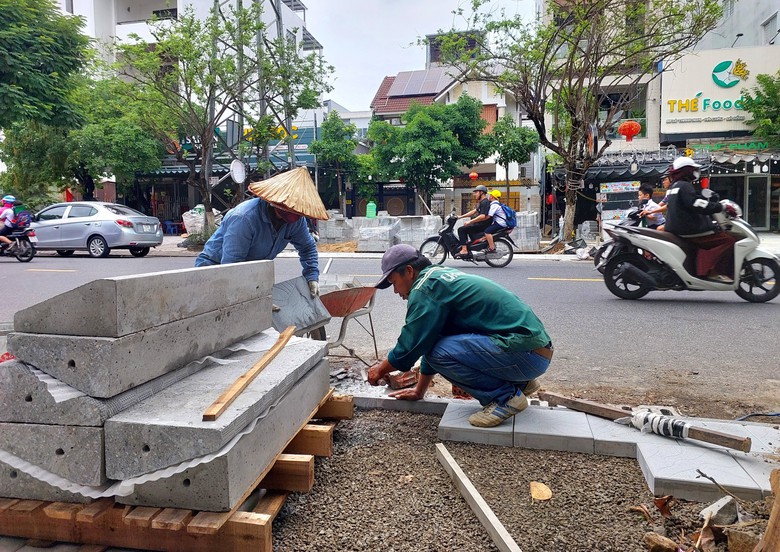 Đ&agrave; Nẵng cải tạo vỉa h&egrave; 59 tuyến đường bằng giải ph&aacute;p mới- Ảnh 1.