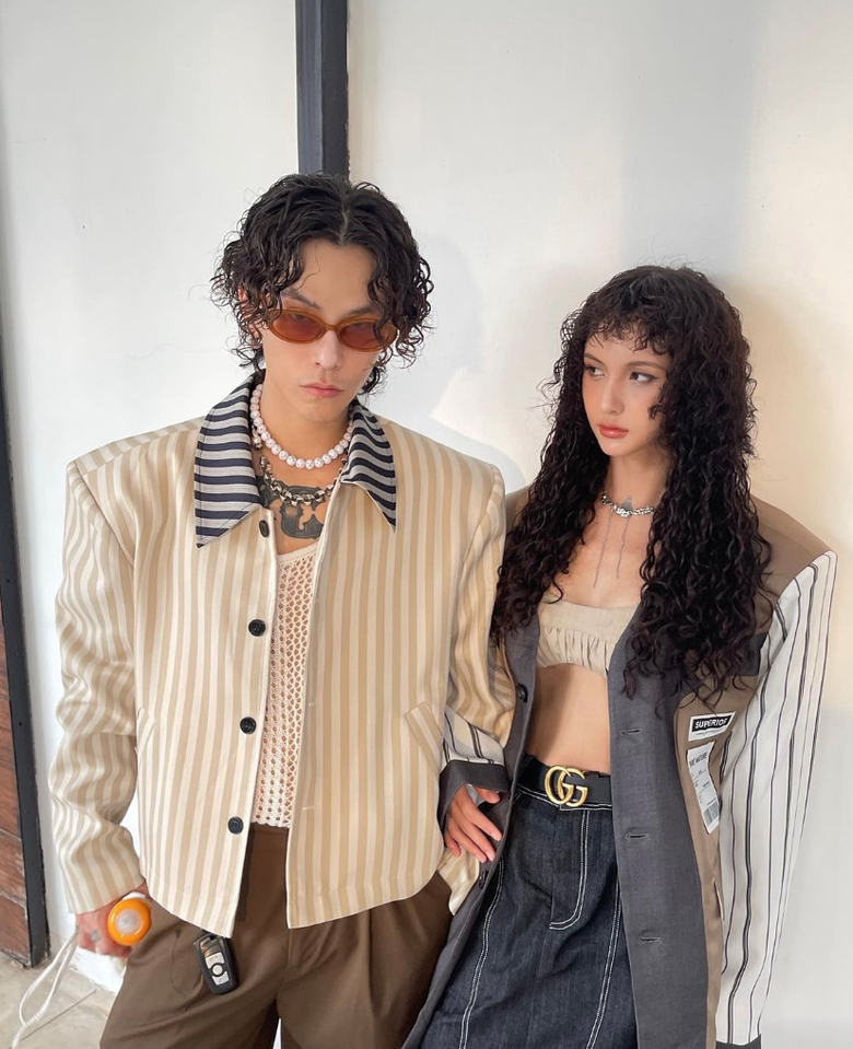 Nữ người mẫu Việt ôm con livestream khóc lóc trong tình trạng chảy máu miệng- Ảnh 3. Nữ người mẫu Việt ôm con livestream khóc lóc trong tình trạng chảy máu miệng- Ảnh 3.