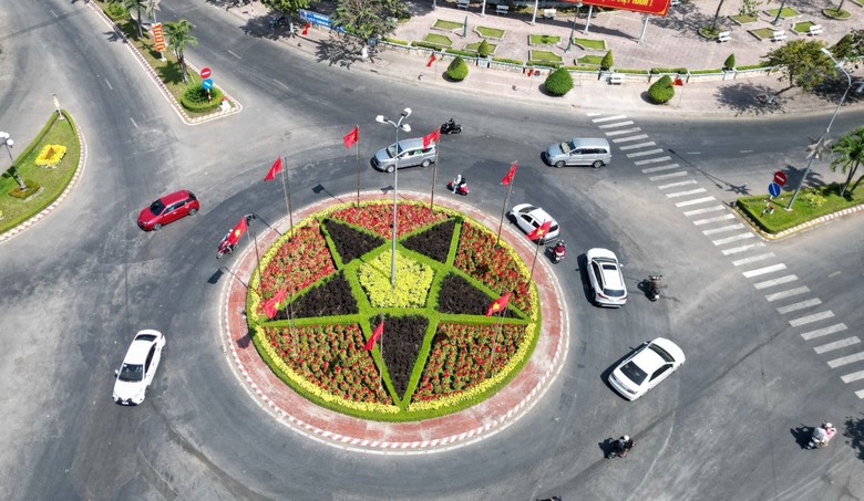 Công ty nào trúng 4 gói thầu cây xanh ở Vĩnh Long?- Ảnh 1. Công ty nào trúng 4 gói thầu cây xanh ở Vĩnh Long?- Ảnh 1.