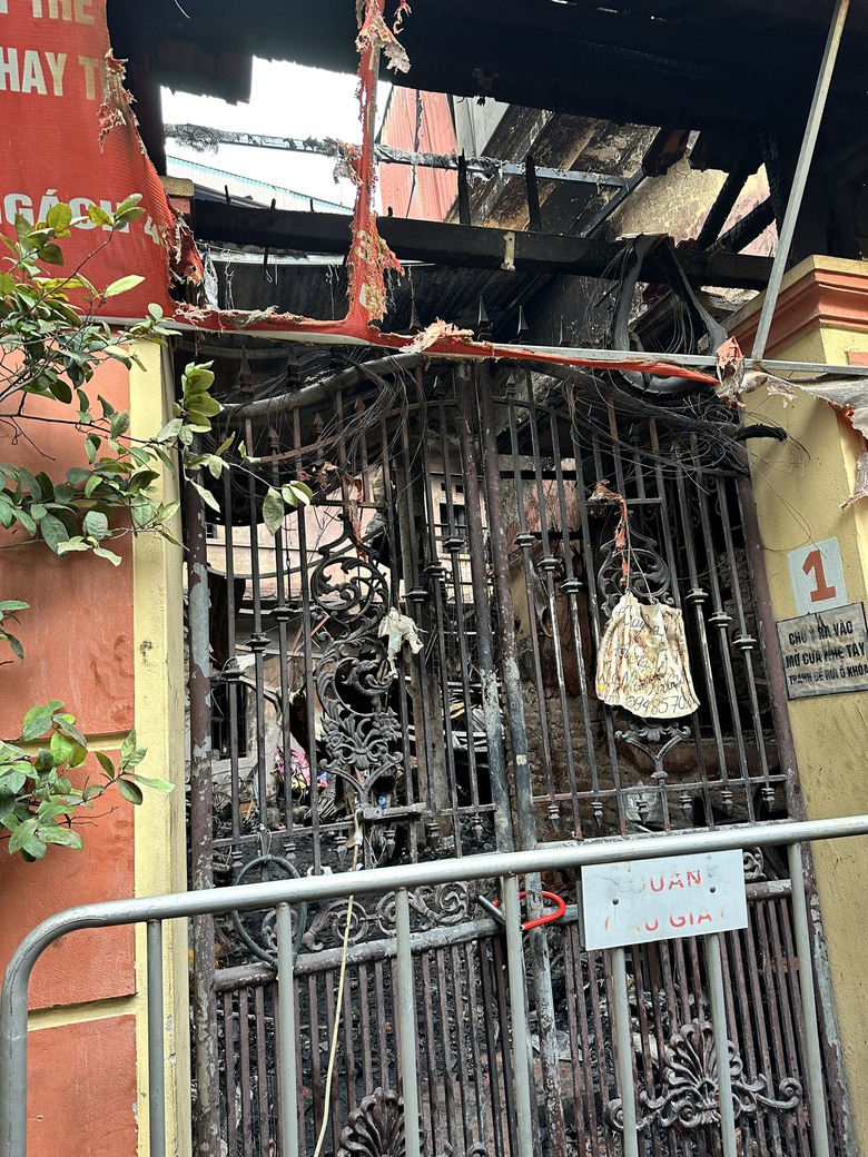 Ch&aacute;y nh&agrave; trọ, 14 người tử vong ở H&agrave; Nội: Tiếng kh&oacute;c bao tr&ugrave;m nh&agrave; tang lễ- Ảnh 19.