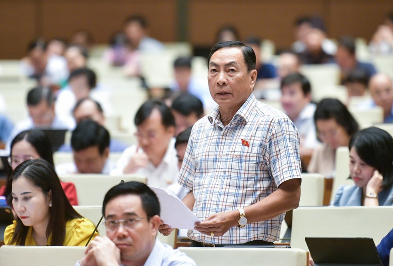 ĐBQH đề xuất l&agrave;m đường cao tốc dưới dạng cầu cạn- Ảnh 1.