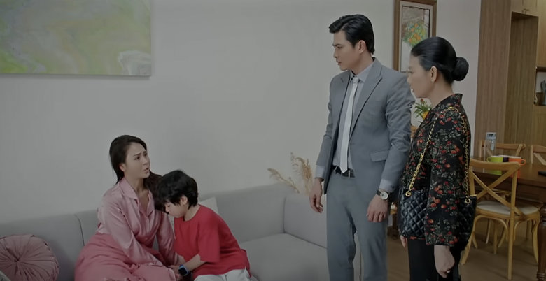 An Nhi&ecirc;n diễn kịch bị sảy thai khiến Nghĩa đuổi mẹ về qu&ecirc;.