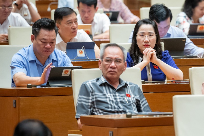 Mức tham chiếu để đ&oacute;ng bảo hiểm ảnh hưởng tới h&agrave;ng triệu người, cần đ&aacute;nh gi&aacute; kỹ- Ảnh 2.