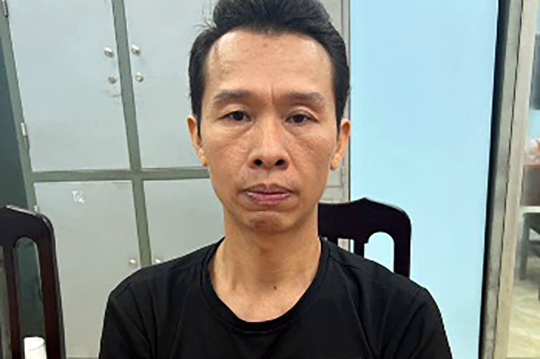 Bắt kẻ thu&ecirc; xe &ocirc; t&ocirc;, l&agrave;m giả đăng k&yacute; mang cầm cố rồi bỏ trốn- Ảnh 1.