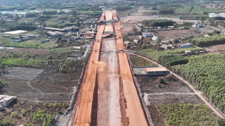 Còn 34 hộ dân chưa giao đất làm đường kết nối sân bay Long Thành- Ảnh 1. Còn 34 hộ dân chưa giao đất làm đường kết nối sân bay Long Thành- Ảnh 1.