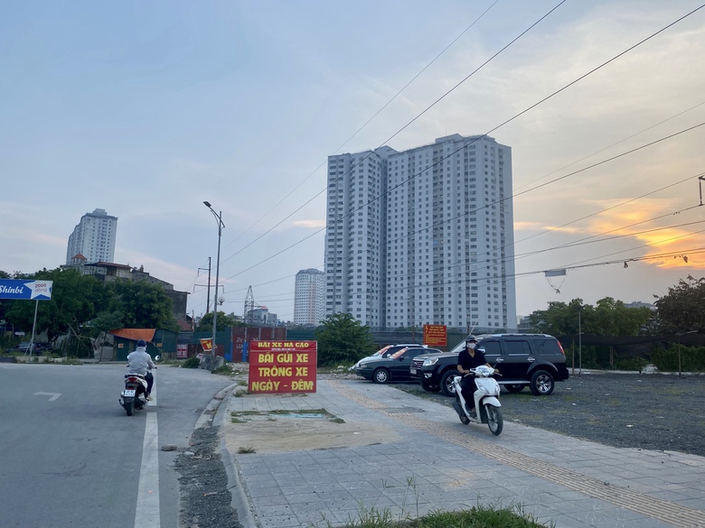 H&agrave; Nội quyết dẹp t&igrave;nh trạng tr&ocirc;ng xe b&aacute;t nh&aacute;o khu vực Bệnh viện K T&acirc;n Triều- Ảnh 1.