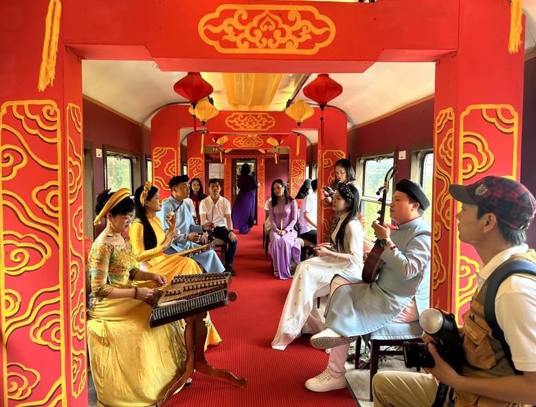 Đưa hình ảnh đường sắt vào nội dung xúc tiến quảng bá du lịch- Ảnh 2. Đưa hình ảnh đường sắt vào nội dung xúc tiến quảng bá du lịch- Ảnh 2.