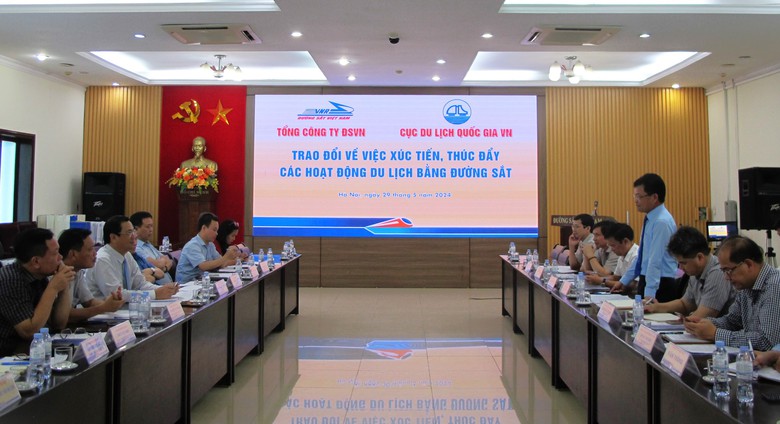 Đưa hình ảnh đường sắt vào nội dung xúc tiến quảng bá du lịch- Ảnh 1. Đưa hình ảnh đường sắt vào nội dung xúc tiến quảng bá du lịch- Ảnh 1.