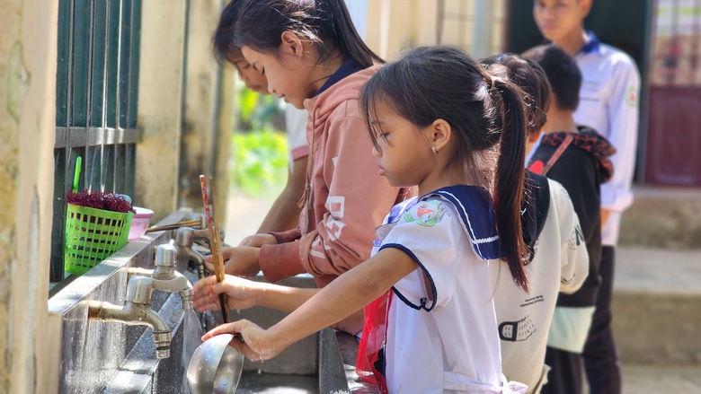 Những bữa cơm nội tr&uacute; đặc biệt nơi rẻo cao Ba Lế- Ảnh 7.