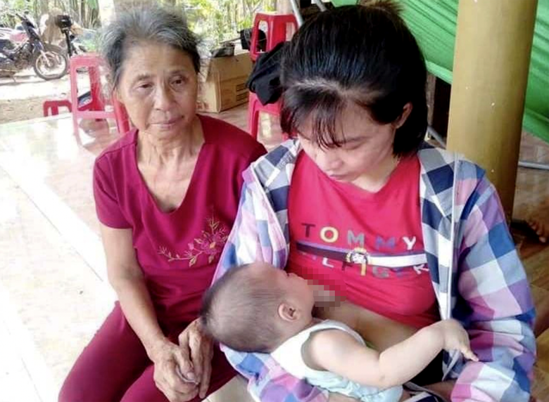 B&eacute; trai 5 th&aacute;ng tuổi từng được b&agrave; bế đi xin sữa giờ ra sao?- Ảnh 2.