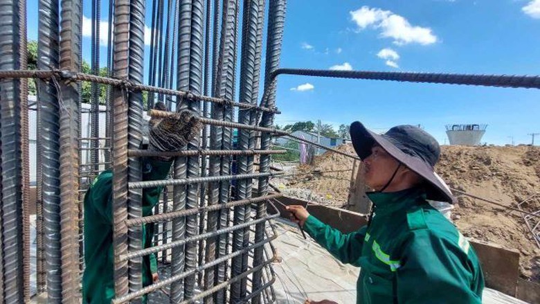 S&oacute;c Trăng duyệt giấy ph&eacute;p khai th&aacute;c c&aacute;t s&ocirc;ng đầu ti&ecirc;n phục vụ cao tốc- Ảnh 2.