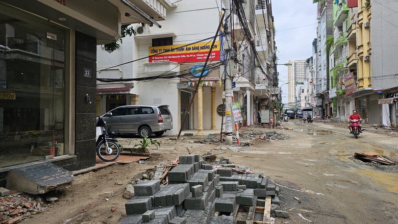 Bất an công trường thi công đường vào 5 trường học- Ảnh 10. Bất an công trường thi công đường vào 5 trường học- Ảnh 10.