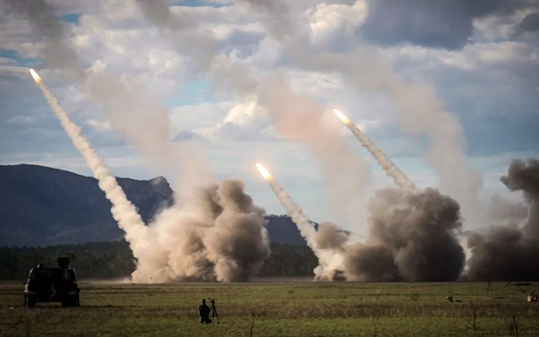 Nga ph&aacute; huỷ loạt t&ecirc;n lửa của Ukraine nhằm v&agrave;o Crimea v&agrave; ra cảnh b&aacute;o sắc lạnh