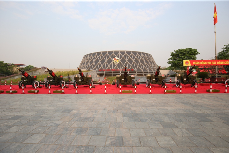 12 nghìn người tham gia, lễ diễu binh, diễu hành tại Điện Biên Phủ có gì đặc biệt?- Ảnh 7. 12 nghìn người tham gia, lễ diễu binh, diễu hành tại Điện Biên Phủ có gì đặc biệt?- Ảnh 7.