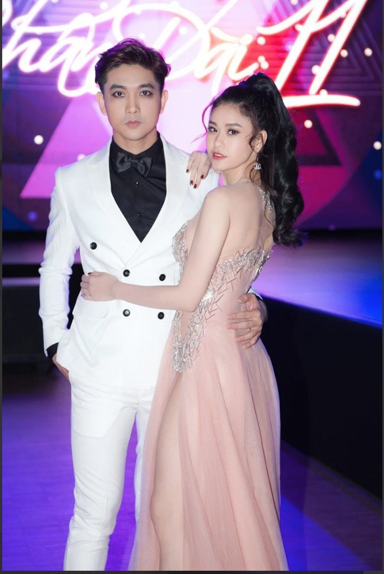 Ca sĩ Tim phủ nhận tái hợp Trương Quỳnh Anh- Ảnh 2. Ca sĩ Tim phủ nhận tái hợp Trương Quỳnh Anh- Ảnh 2.