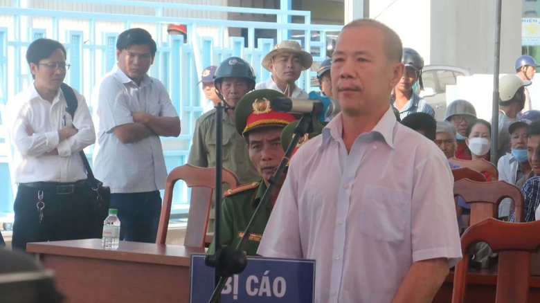 C&agrave; Mau: X&eacute;t xử lưu động vụ đưa người sang Malaysia khai th&aacute;c thủy sản tr&aacute;i ph&eacute;p- Ảnh 1.