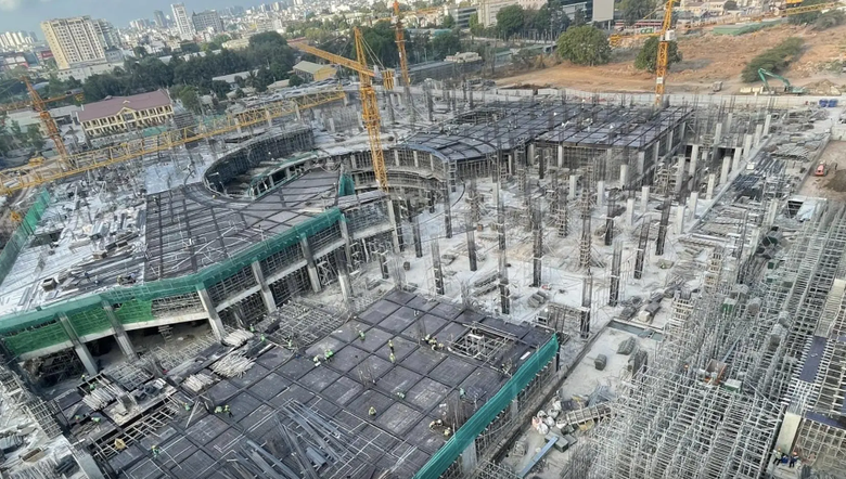 Tăng tốc thi c&ocirc;ng, nh&agrave; ga T3 T&acirc;n Sơn Nhất sẽ c&aacute;n đ&iacute;ch trước 30/4/2025- Ảnh 1.