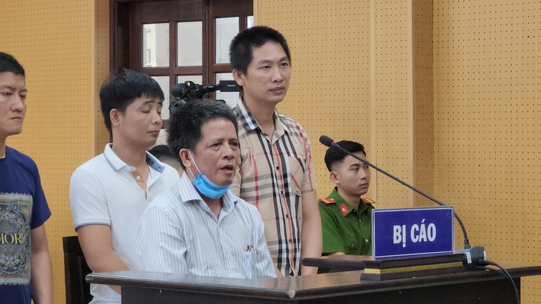 Gi&aacute;m đốc Trung t&acirc;m ph&aacute;p y nhận hối lộ bao nhi&ecirc;u tiền để "đẻ" nhiều gi&aacute;m định giả?- Ảnh 1.