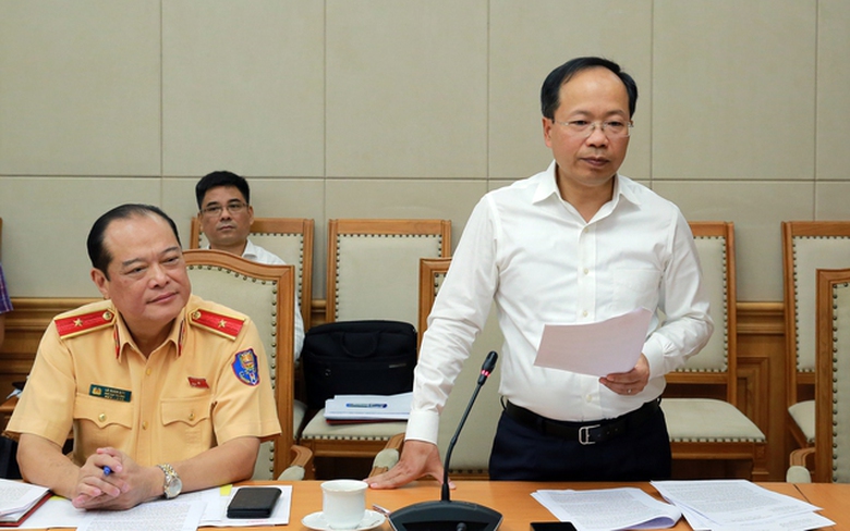 Sớm luật h&oacute;a để quản l&yacute; hoạt động của xe điện 4 b&aacute;nh- Ảnh 2.