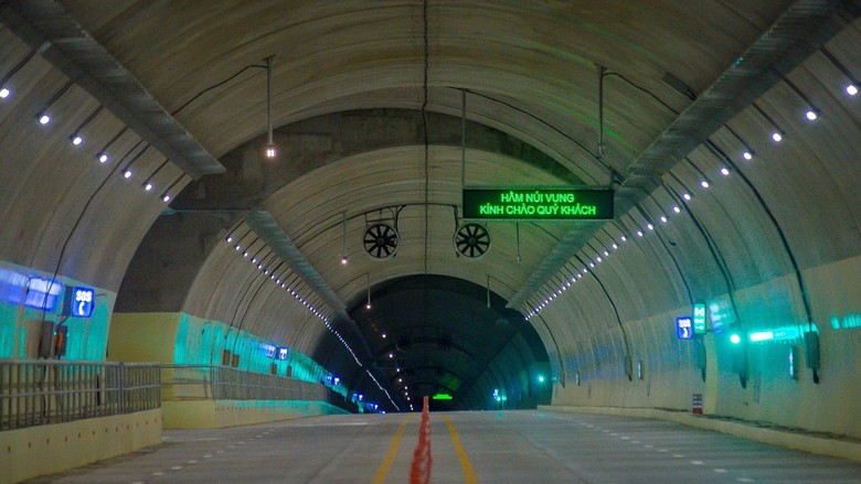 Nghi&ecirc;n cứu m&ocirc; h&igrave;nh giao th&ocirc;ng th&ocirc;ng minh tr&ecirc;n cao tốc Bắc - Nam- Ảnh 3.