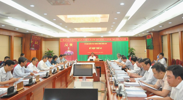 &Ocirc;ng L&ecirc; Thanh Hải bị đề nghị kỷ luật do sai phạm li&ecirc;n quan Vạn Thịnh Ph&aacute;t, AIC- Ảnh 1.