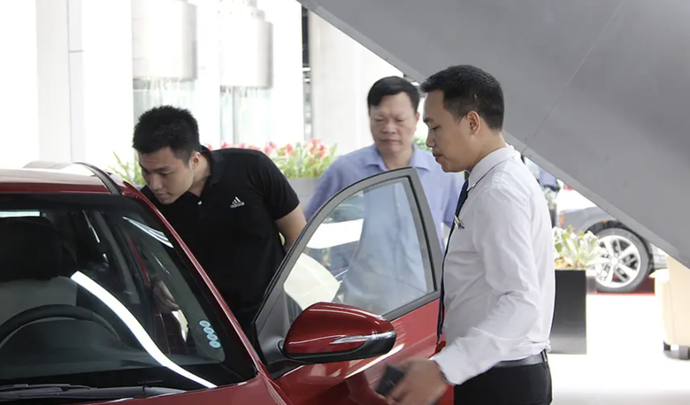 Mua &ocirc; t&ocirc; cũ được gia hạn đăng kiểm, chủ xe cần lưu &yacute; g&igrave;?- Ảnh 1.