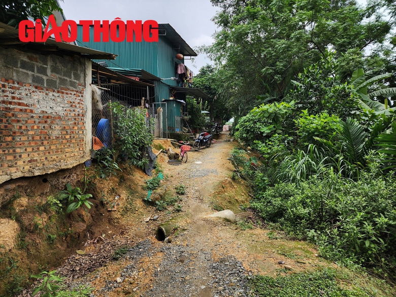 Ph&uacute; Thọ: Người d&acirc;n thấp thỏm lo mất nh&agrave;, tr&ocirc;i đường- Ảnh 2.