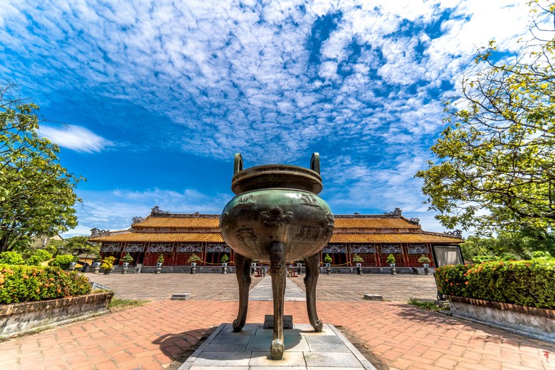 Cận cảnh cửu đỉnh - Ho&agrave;ng cung Huế vừa được vinh danh Di sản tư liệu thế giới- Ảnh 4.