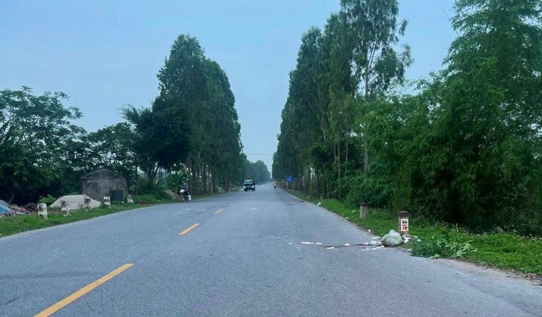 T&agrave;i xế xe m&aacute;y vi phạm nồng độ cồn, t&ocirc;ng người đi bộ bị thương- Ảnh 1.