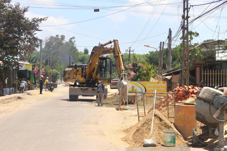 Dự &aacute;n cải tạo, n&acirc;ng cấp QL14E Quảng Nam vẫn vướng mặt bằng- Ảnh 12.