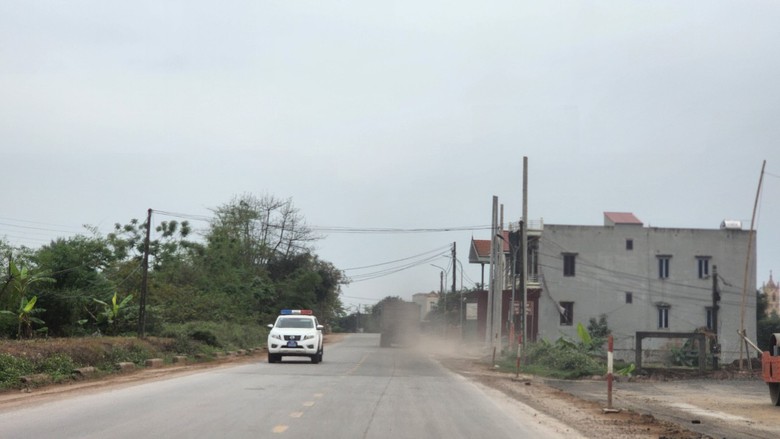 Nam Định: Trạm trộn, bến b&atilde;i tr&aacute;i ph&eacute;p bủa v&acirc;y s&ocirc;ng Ninh Cơ- Ảnh 3.