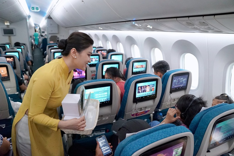 Vietnam Airlines h&eacute; lộ h&igrave;nh ảnh mascot ngộ nghĩnh 
tr&ecirc;n những chuyến bay 1/6
- Ảnh 2.