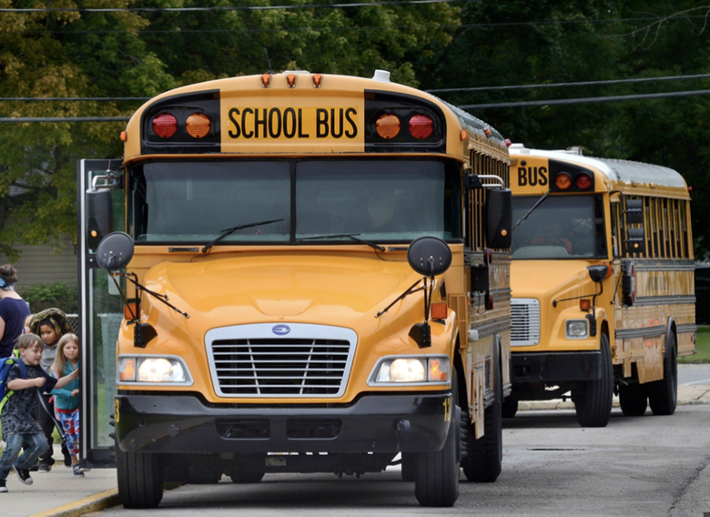 Cấp thiết ban hành quy chuẩn xe đưa đón học sinh- Ảnh 3. Cấp thiết ban hành quy chuẩn xe đưa đón học sinh- Ảnh 3.