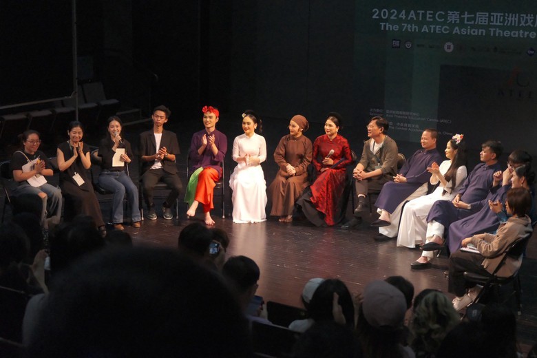 "Như hạt mưa sa" nhận nhiều lời khen tại Li&ecirc;n hoan S&acirc;n khấu- Ảnh 6.