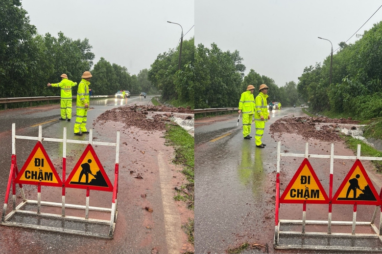 CSGT dùng xe chuyên dụng chở khách Tây, người dân bị kẹt trong lũ lụt- Ảnh 8. CSGT dùng xe chuyên dụng chở khách Tây, người dân bị kẹt trong lũ lụt- Ảnh 8.
