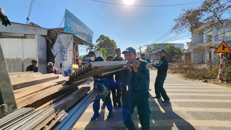 Cận cảnh gia chủ th&aacute;o dỡ căn biệt thự nhường đất l&agrave;m cao tốc- Ảnh 8.