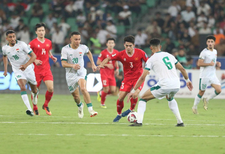 HLV Kim Sang-sik khiến tất cả “tròn mắt” vì sự thay đổi này của tuyển Việt Nam- Ảnh 2. HLV Kim Sang-sik khiến tất cả “tròn mắt” vì sự thay đổi này của tuyển Việt Nam- Ảnh 2.